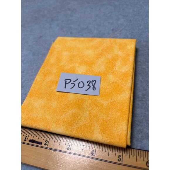 Moda Marble Yellow Cotton Fabric 18x22" Fat Quarter Quilting Sewing Craft Suppli - Picture 4 of 4